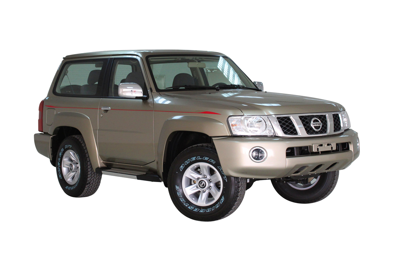 Nissan Patrol 4WD (3 doors)