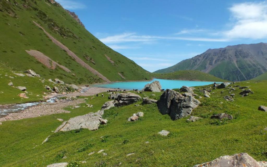 Kel-Tor Lake