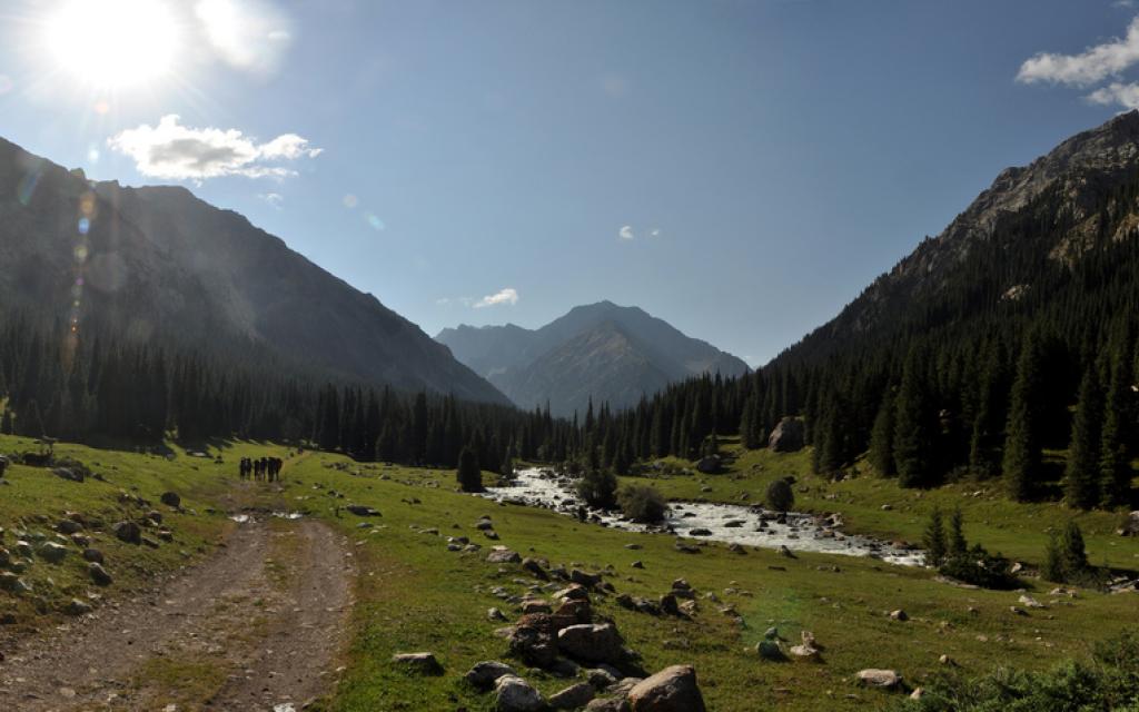 Chon-Kyzyl-Suu Gorge