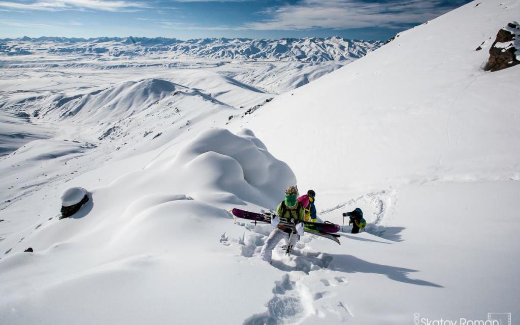 Skiing Kyrgyzstan