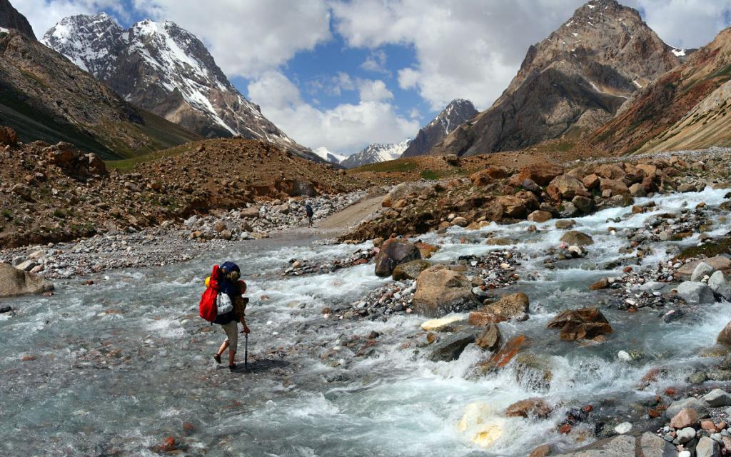 Trekking Kyrgyzstan