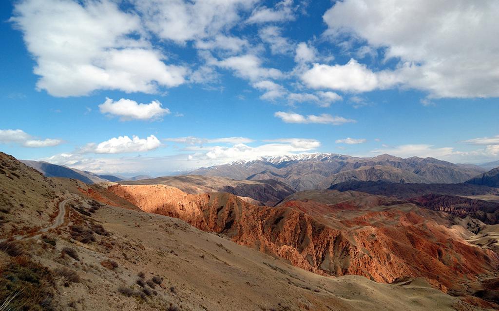 Konorchek Canyons