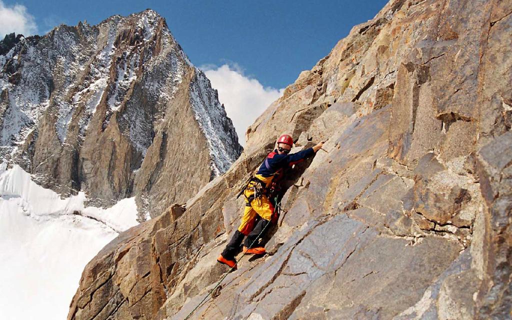 Pyramidalny Peak