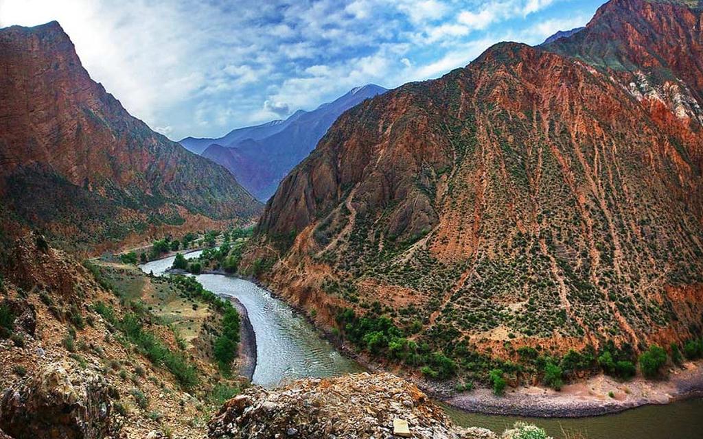 Kyzyl Korgon Canyons