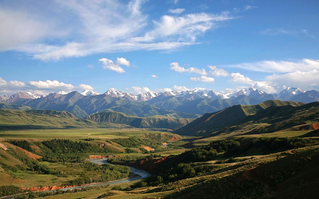 Eki-Naryn Valley