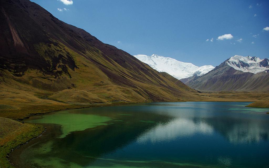 Tulpar-Kol lake