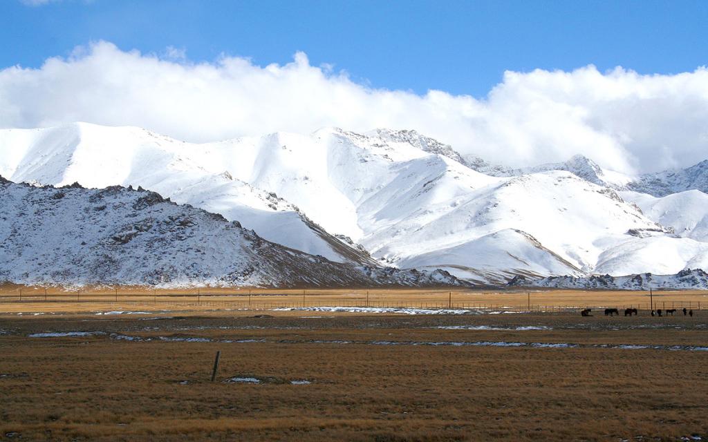 Torugart Pass