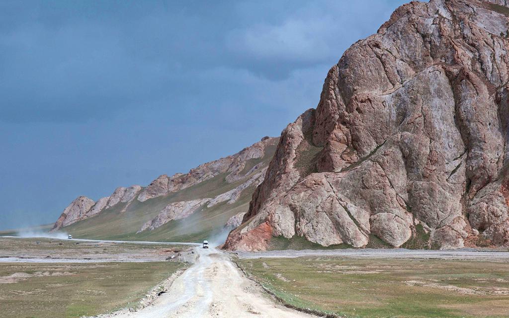 Torugart Pass