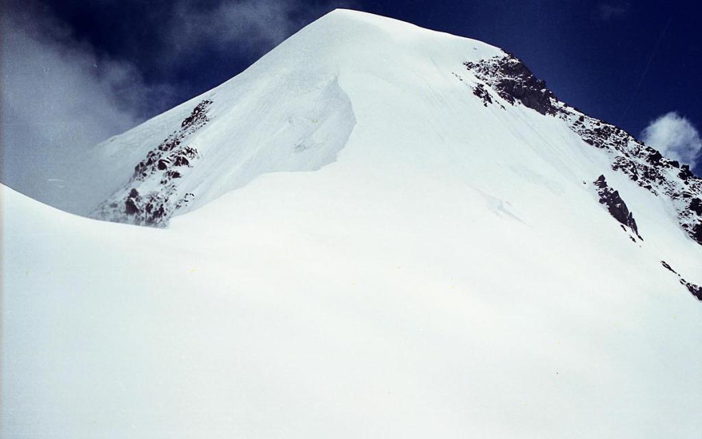 Pyramidalny Peak