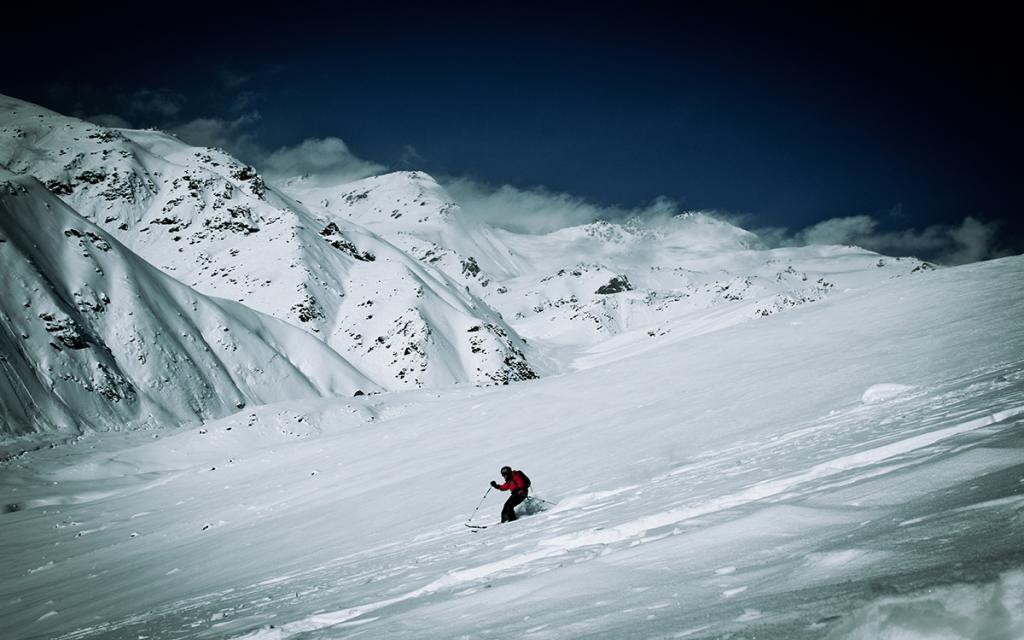 Skiing Kyrgyzstan