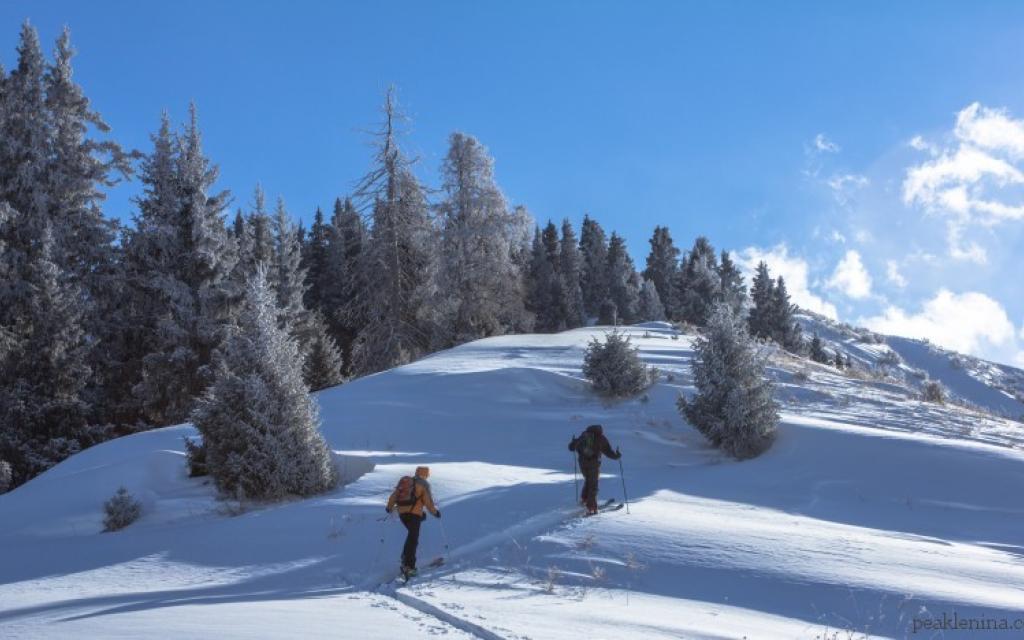 Ski touring in Kyrgyzstan