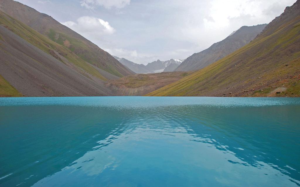 Lake Zhashyl​​-Kel