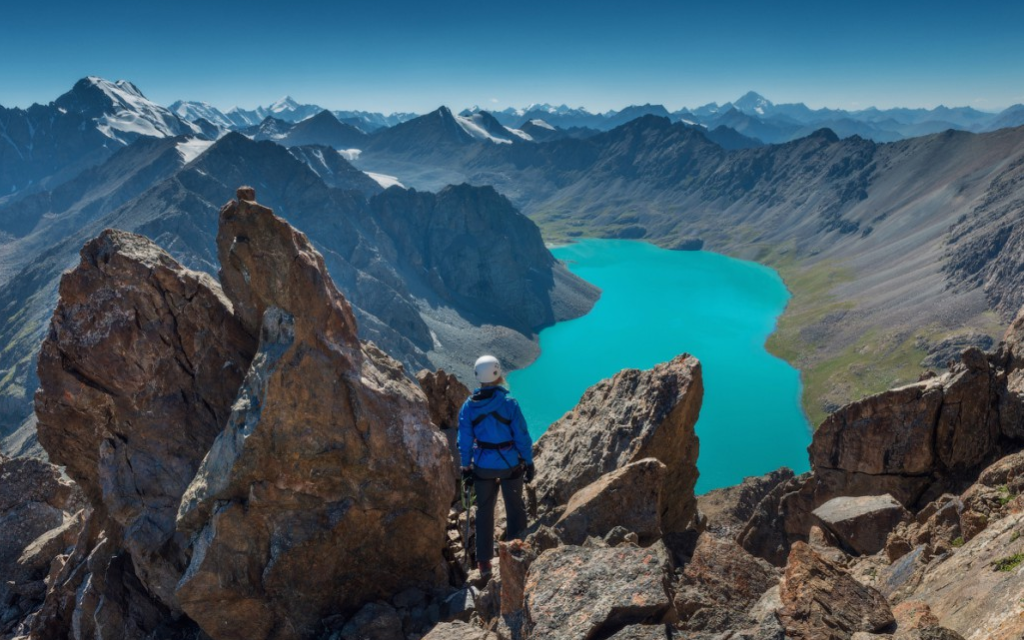 Mountaineering Kyrgyzstan