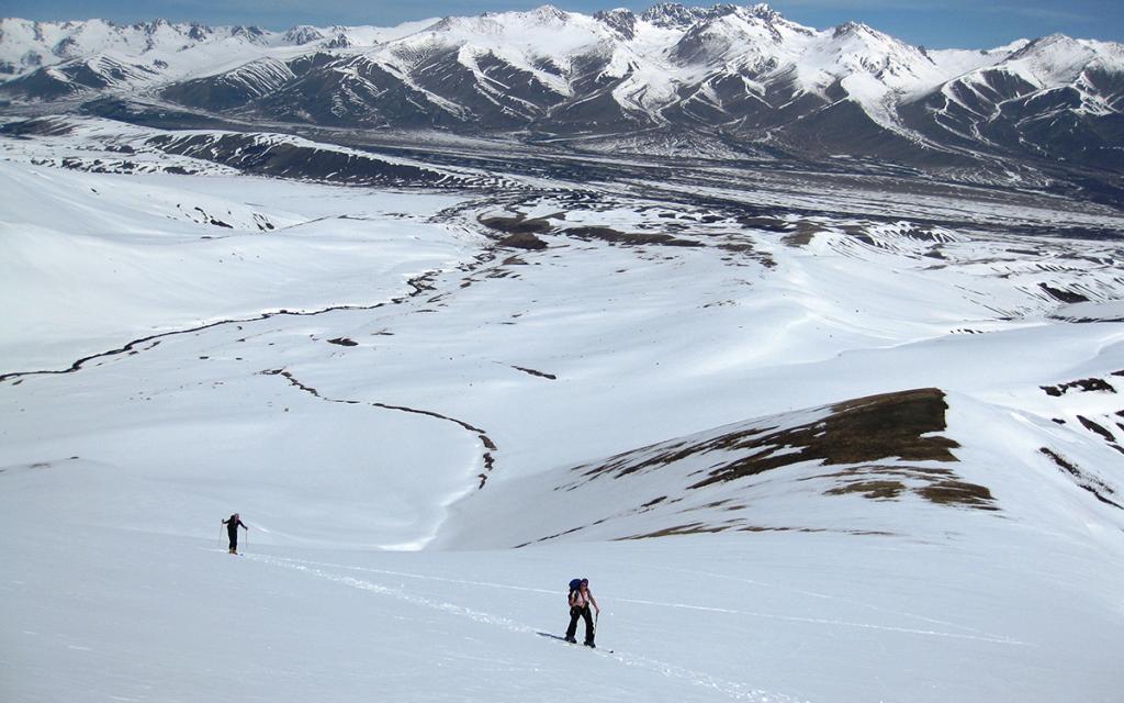Skiing Fergana Valley