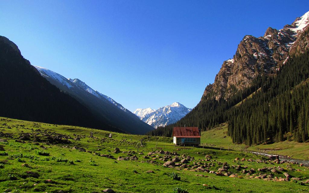 Hot Springs of Altyn-Arashan